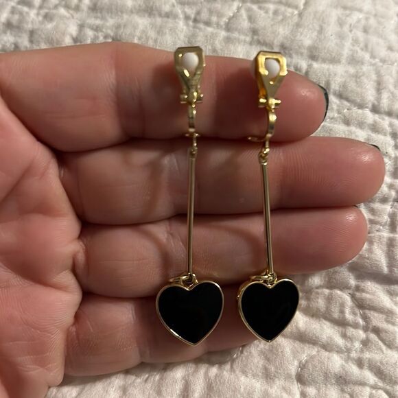 New Dangle Heart Earrings - Picture 1 of 1